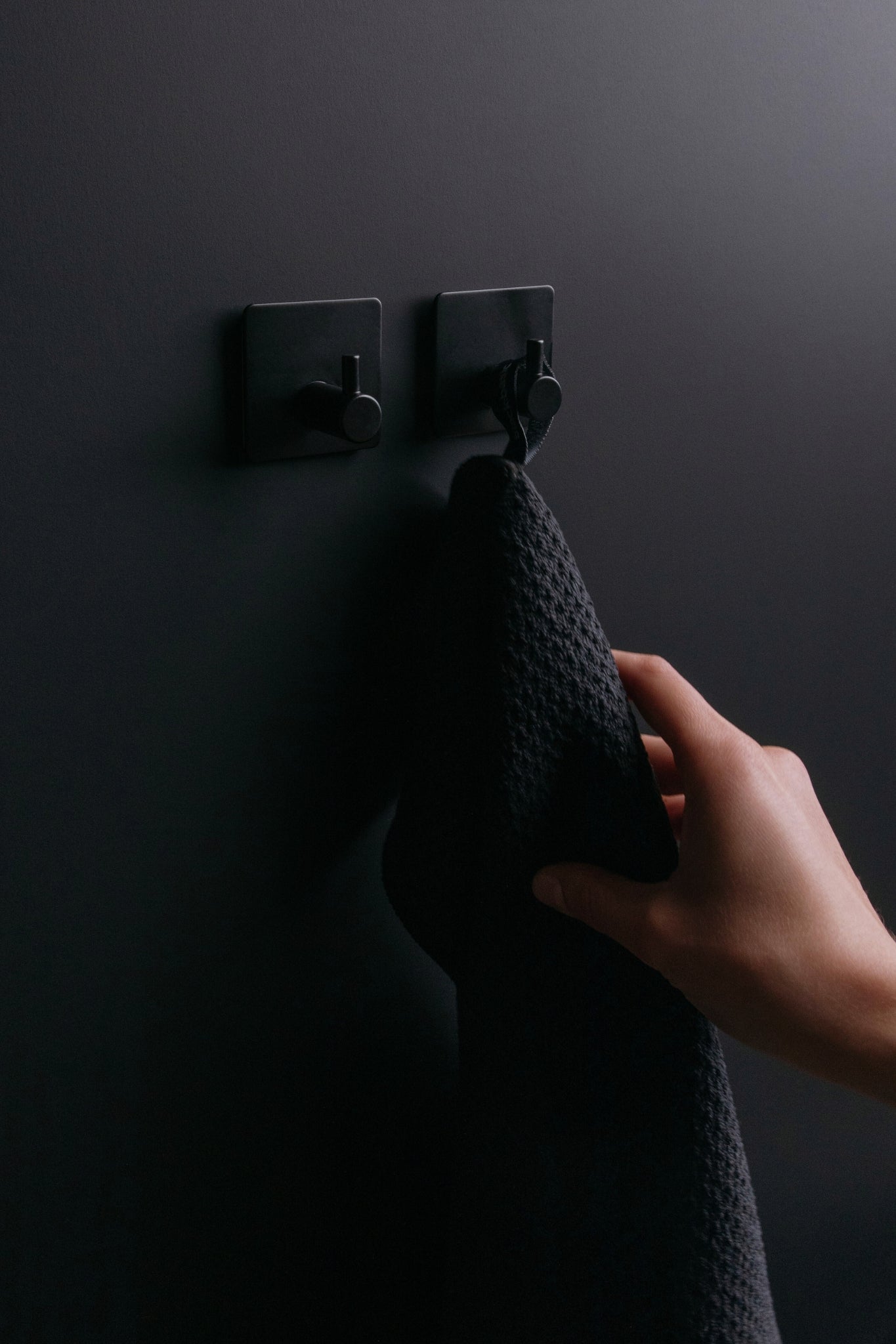 Black Square Hooks